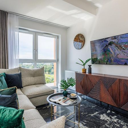Emihouse Riverside Premium Apartments & Free Parking ジェシュフ エクステリア 写真