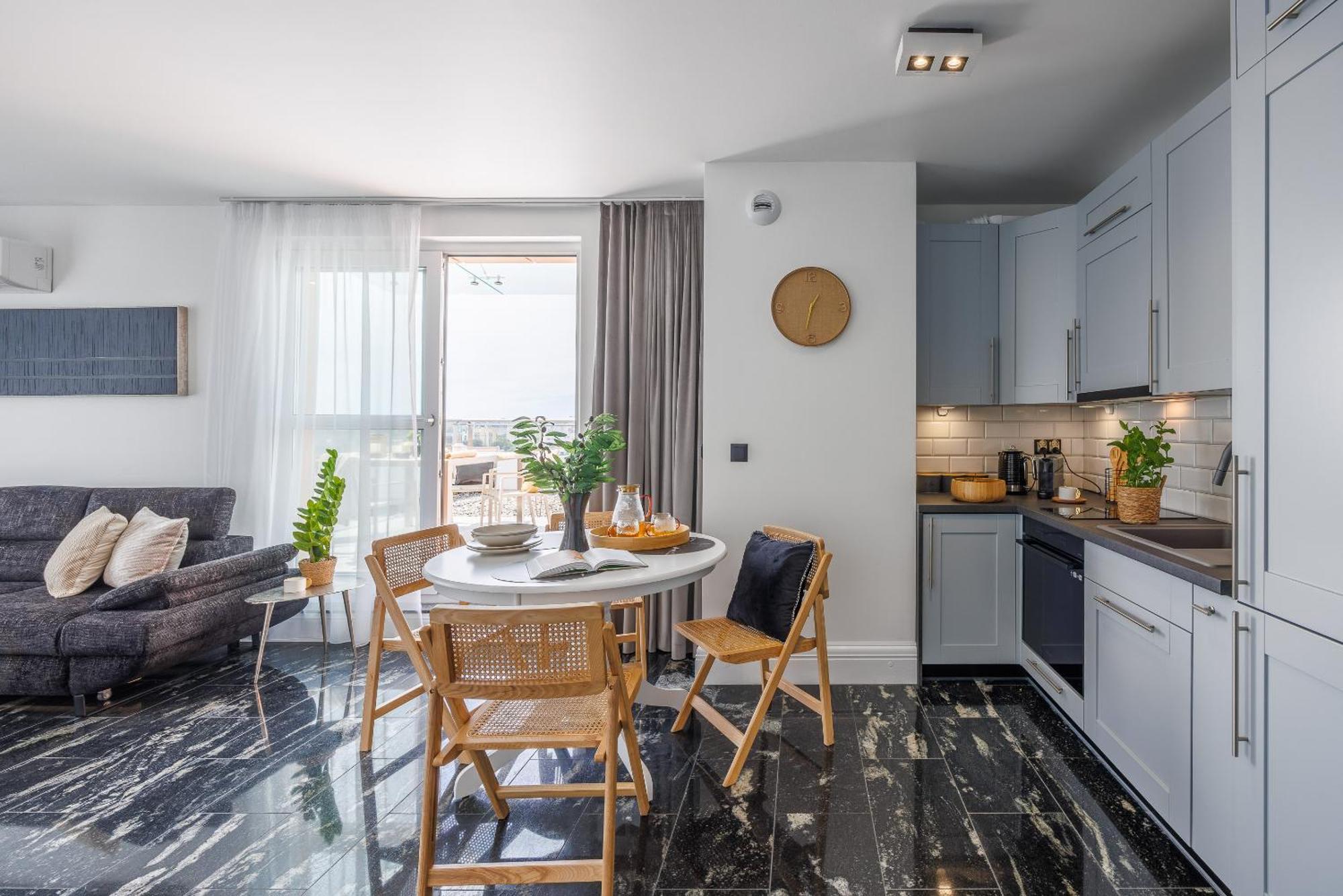 Emihouse Riverside Premium Apartments & Free Parking ジェシュフ エクステリア 写真