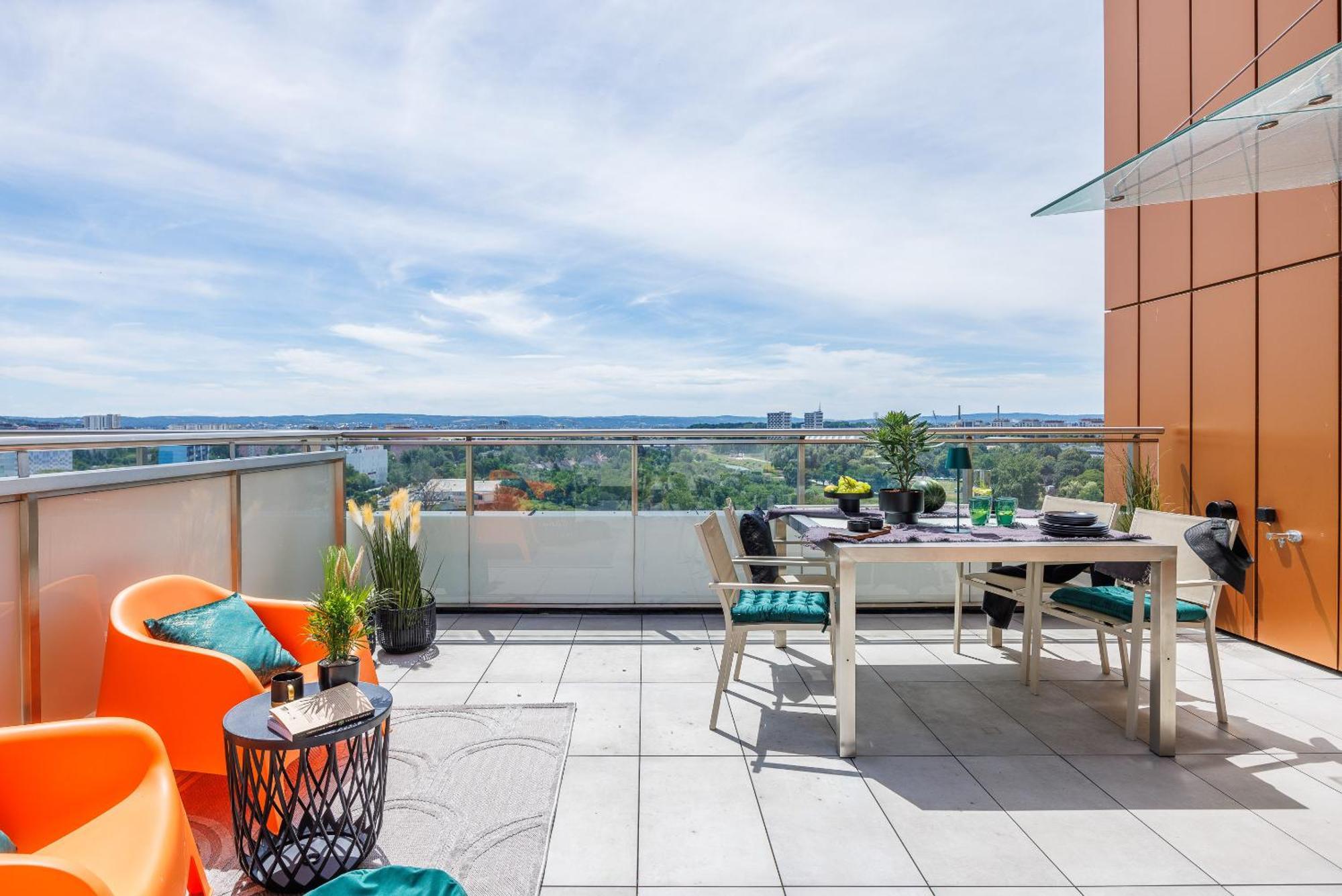 Emihouse Riverside Premium Apartments & Free Parking ジェシュフ エクステリア 写真