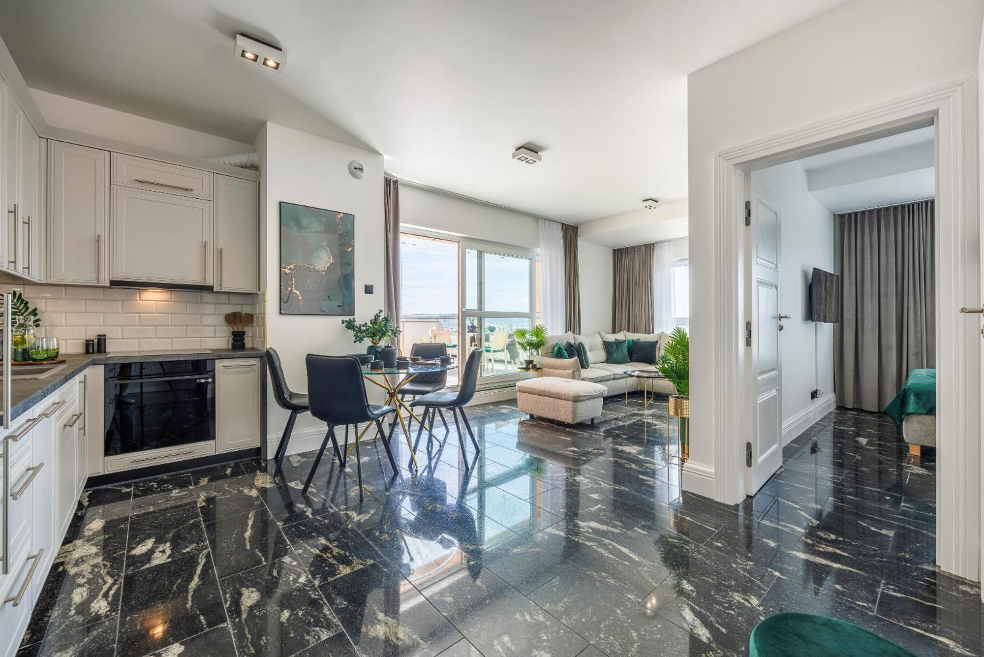 Emihouse Riverside Premium Apartments & Free Parking ジェシュフ エクステリア 写真