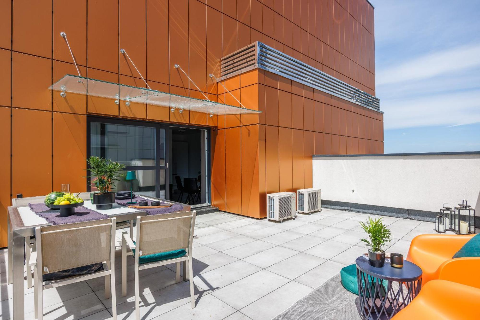 Emihouse Riverside Premium Apartments & Free Parking ジェシュフ エクステリア 写真